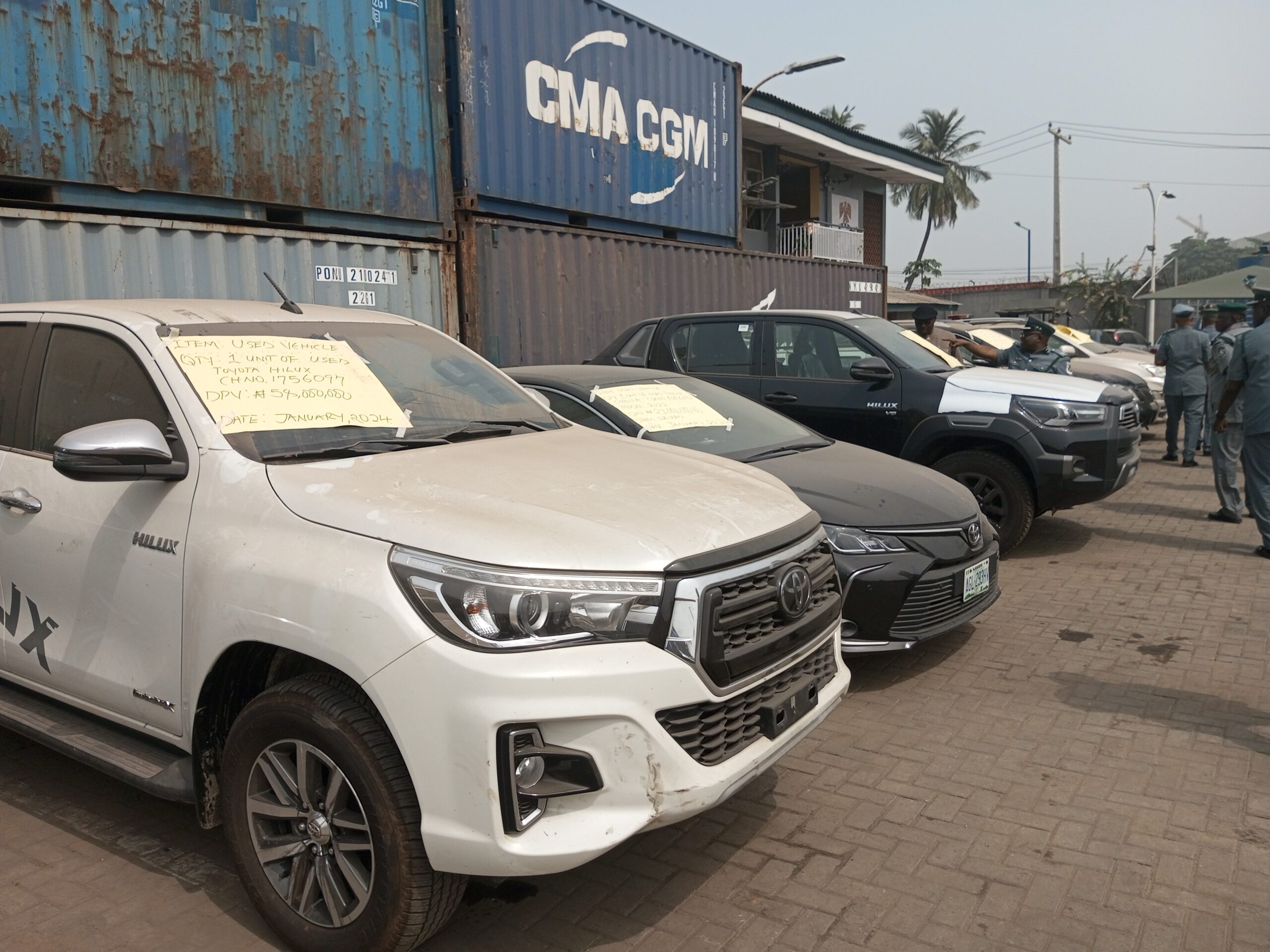 Customs auctions 462 seized vehicles for N556m