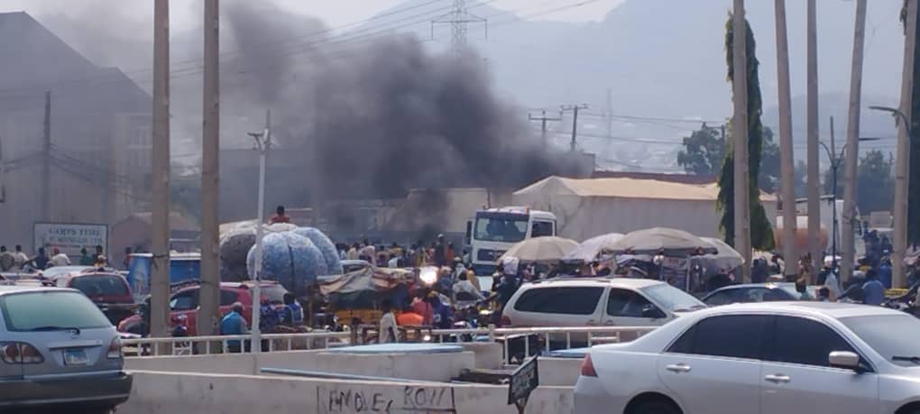 Hardship: Youths hijack foodstuffs in Niger, Borno residents threaten to join insurgents