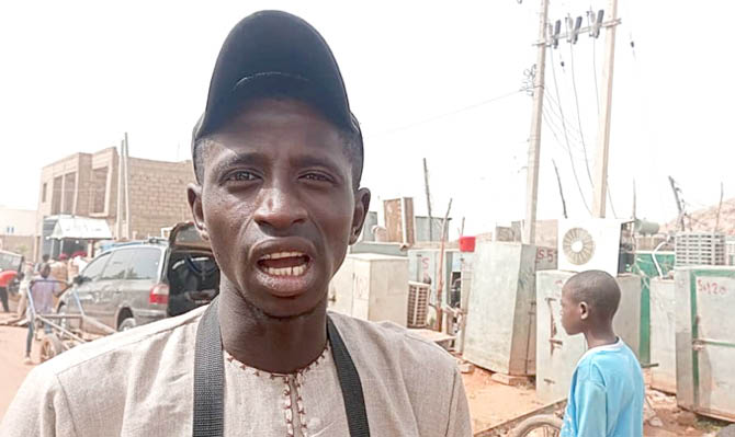 aliyu yusuf, an ice block seller in dutse