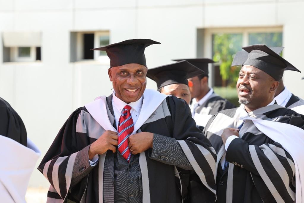 Amaechi, 4,411 new lawyers called to bar