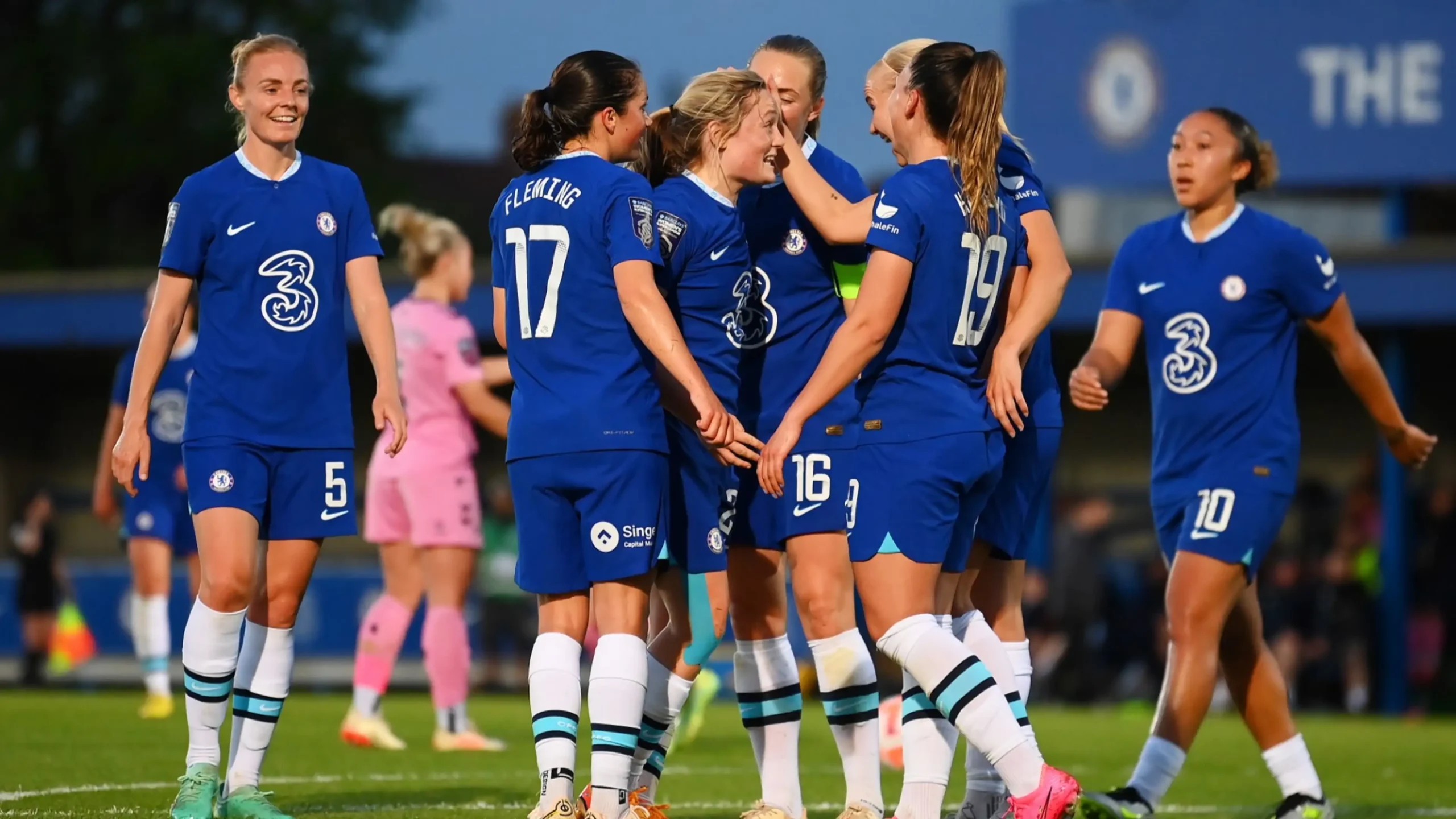 James dazzles as Chelsea put one foot in UWCL semi-finals