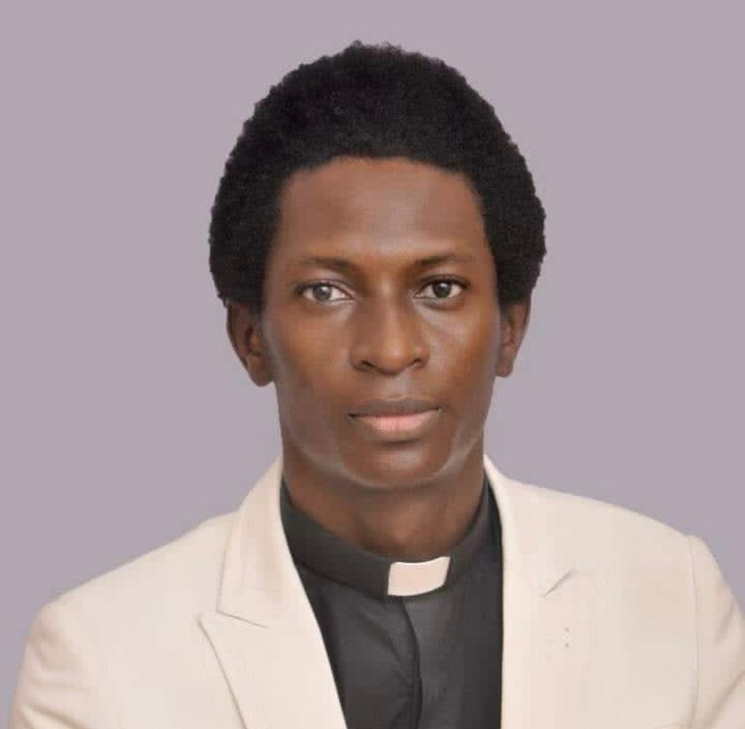 Palm Sunday: Cleric Admonishes Christians to Imbibe Spirit of Sacrifice