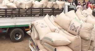 Hardship: Kano receives 195 truck loads of grains from FG 