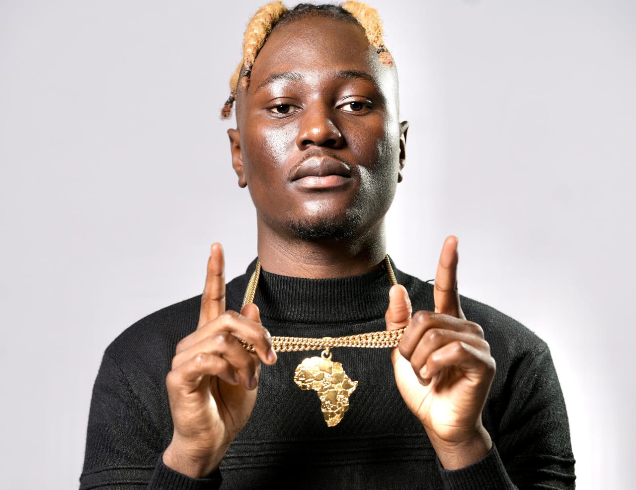 Nigerian Artiste bags 5-year deal with Toronto-based record label