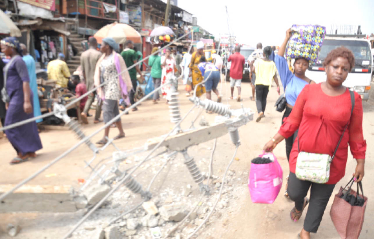 rainstorms destroyed electrical poles and vehicles at sango along idi iroko road in ogun state