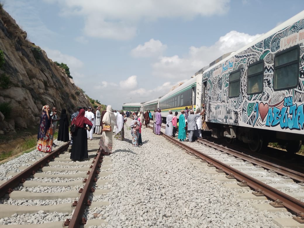 Kaduna-Abuja train derails at Jere