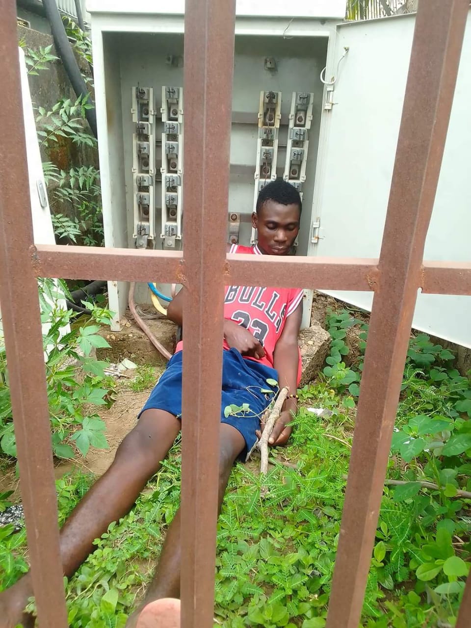 Man electrocuted in Benue after threatening to commit suicide