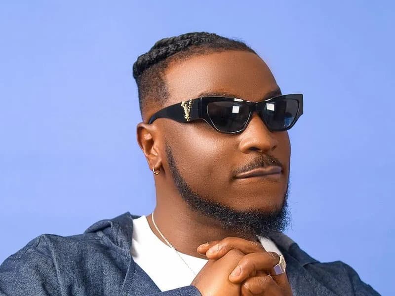 I once collected used clothes as payment for writing Davido’s songs – Peruzzi