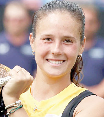 Kasatkina beats Fernandez to seal Eastbourne title