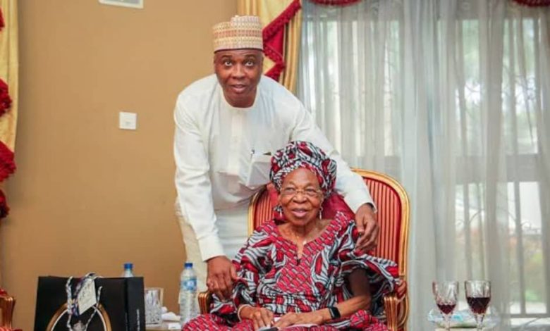 Kwara Gov commiserates with ex-Gov Saraki over mother’s death