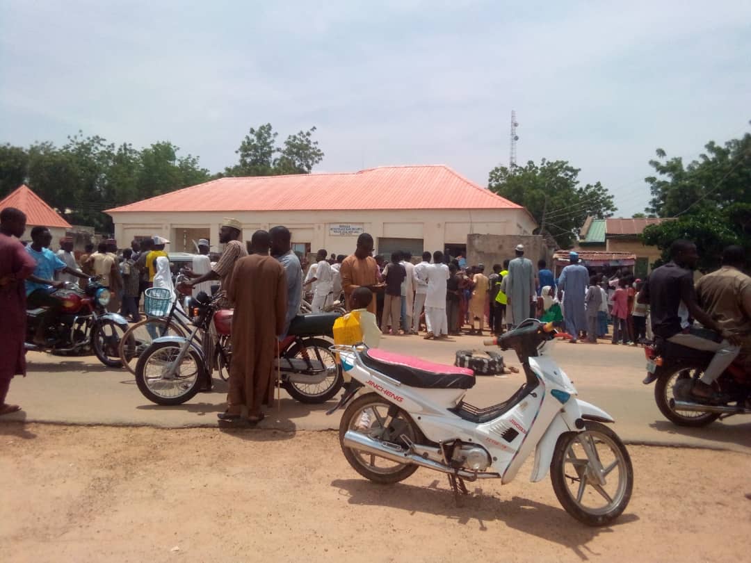 VIDEO: Protest as Sanusi’s representative Visits disbanded Emirate