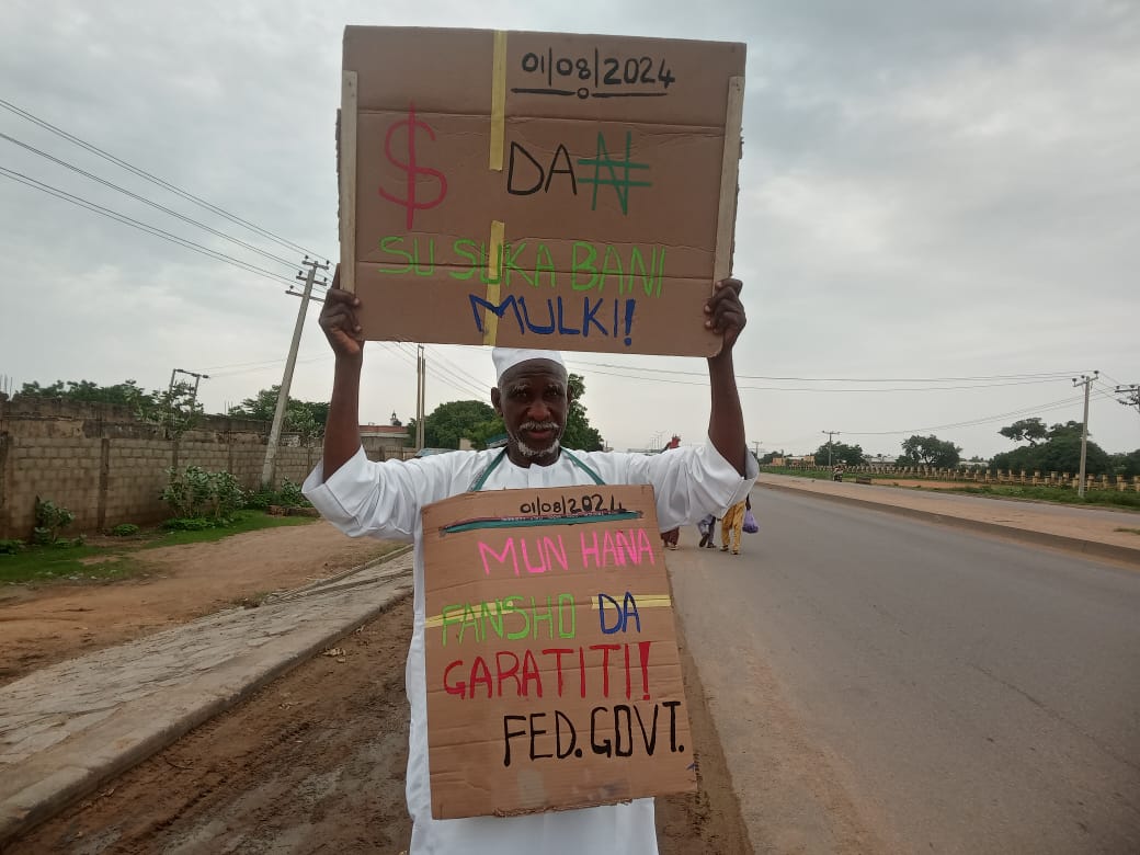 PHOTOS: Lone Protester Spotted In Kano