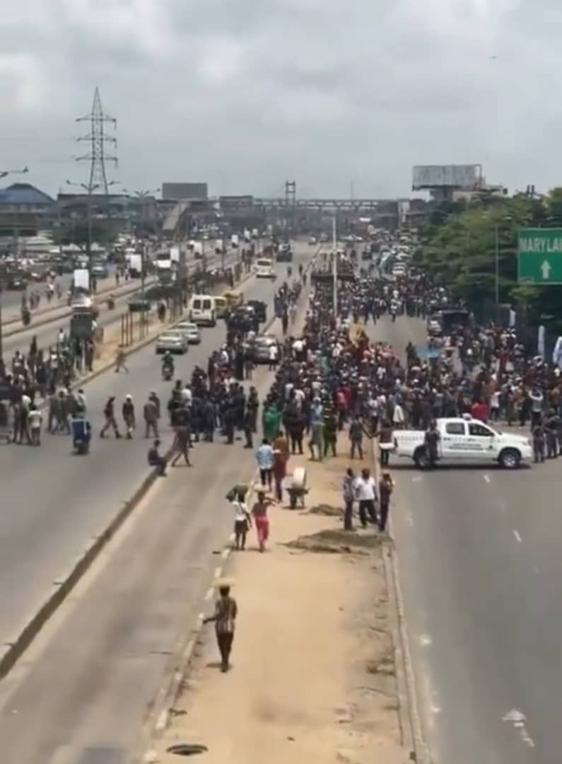 Day 2: Protesters move into Lagos Park after hours on major road