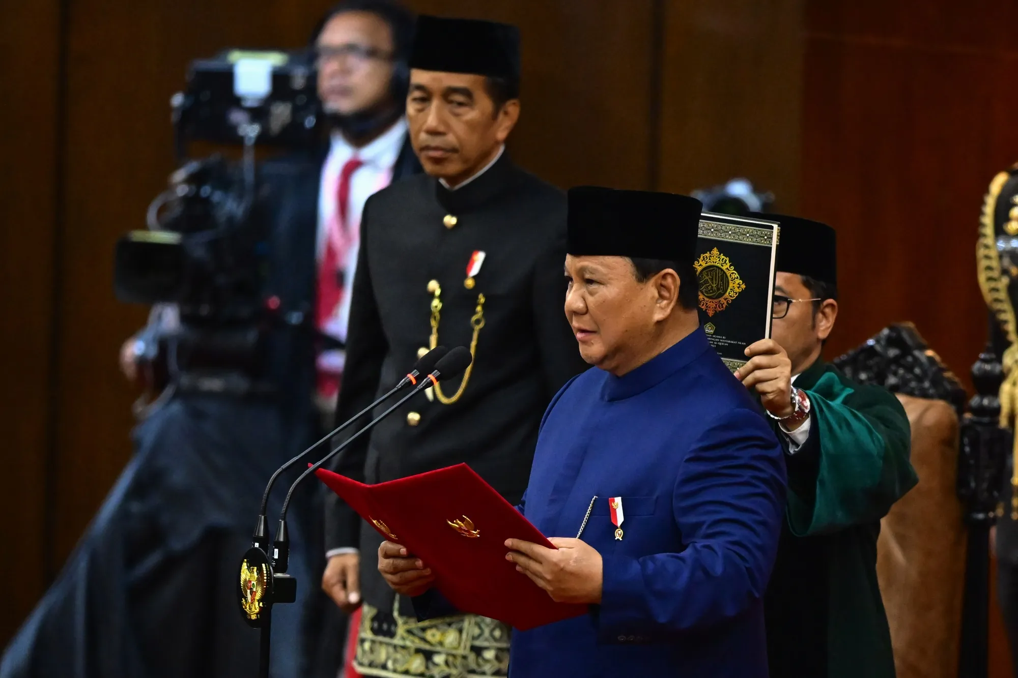 Ex-general Prabowo takes office as Indonesia’s president