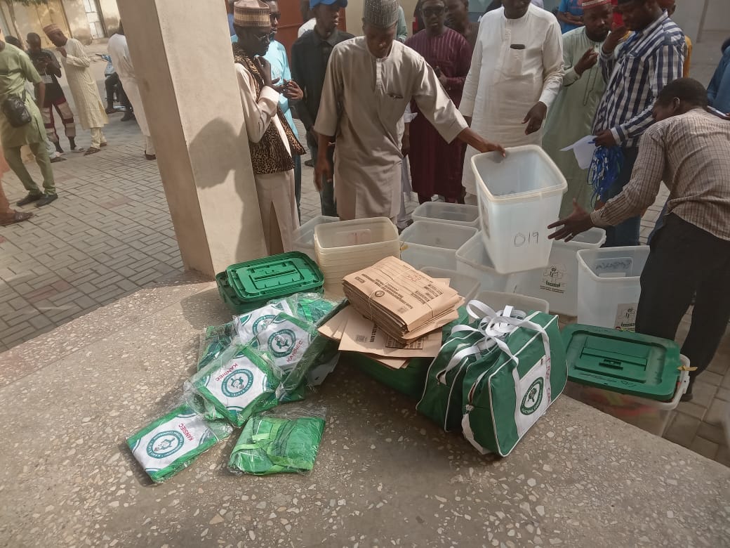 PHOTOS: Kano residents head to polling units