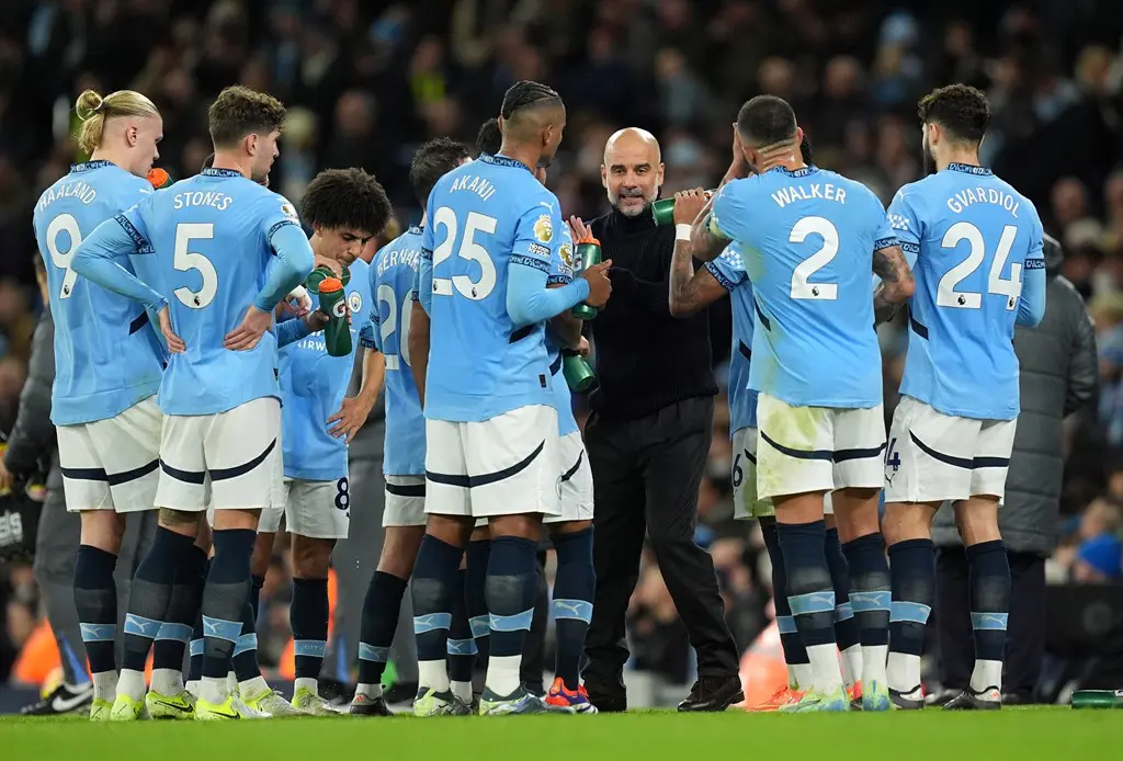 Manchester City suffer fifth consecutive defeat