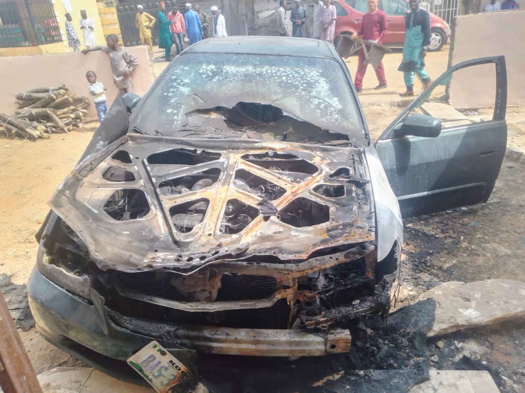 Monarch flees as arsonists invade kogi palace