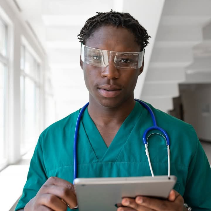 Meet Godswill Njoku (Dr Will) the 24-year-old Nigerian Solving a Global Healthcare Problem  by merging Technology, AI and Medicine.