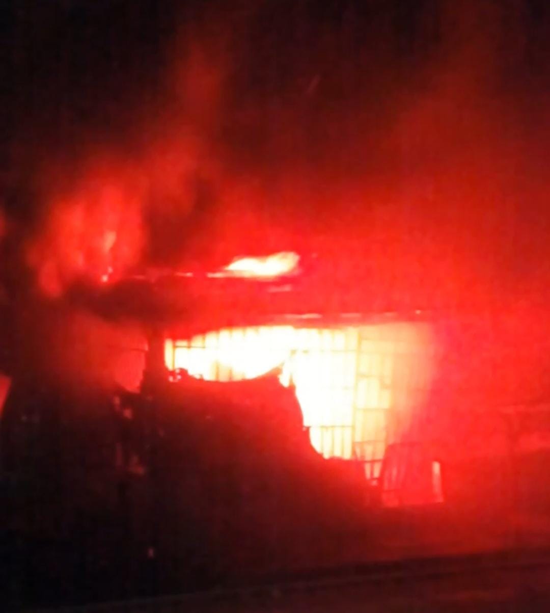 Building with 104 rooms razed as fire wreaks havoc in Kwara